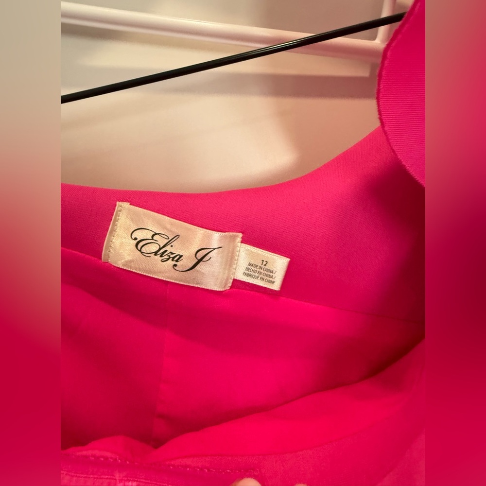 One-Shoulder Pink Ruffle Sheath Dress - Picture 5 of 5